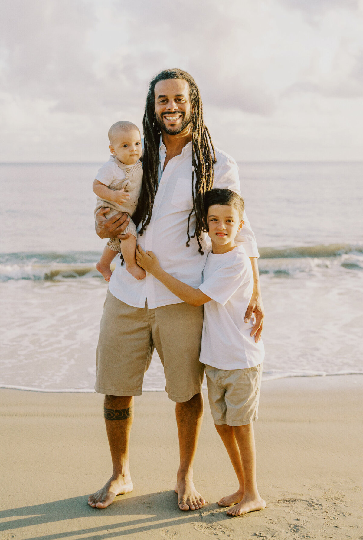 ellis-beach-sunrise-family-engagement-shoot-019