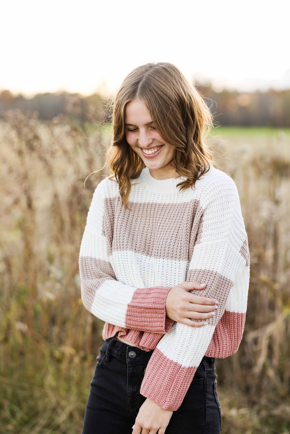 Alyssa Joy Gordon . New Hampshire Portrait Photographer . Senior Portraits . Family Portraits-90