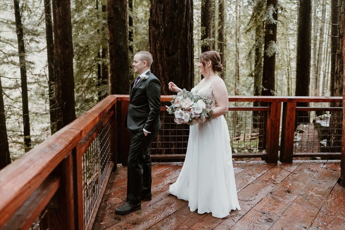 beautiful-wedding-at-hoyt-arboretum-portland-oregon