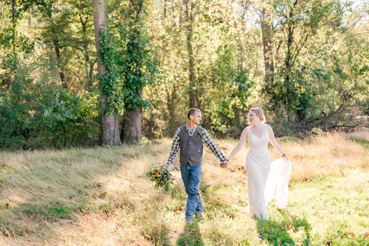 Sheldon & Stephanie's Rustic Country Fall Wedding at The Barn on Bridge (0042