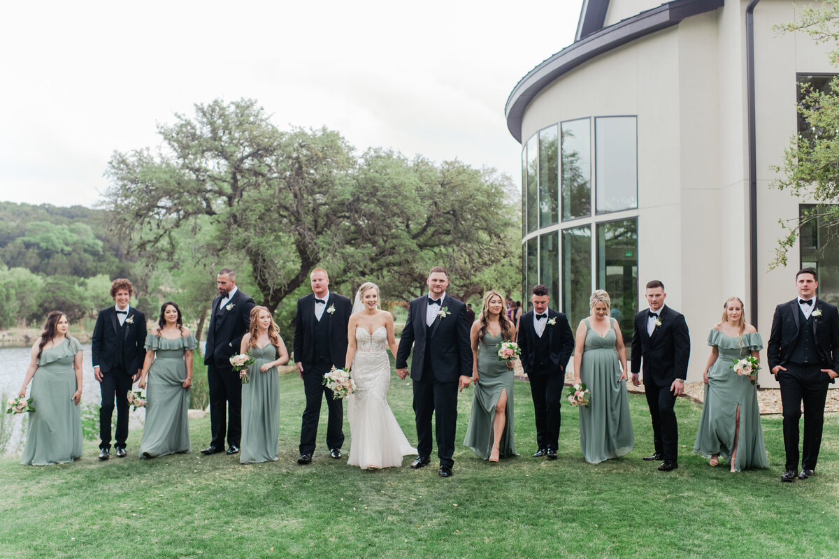 Kayla&Nathan-WeddingHighlights-PreserveatCanyonLake-AprilMaeCreative-AustinWeddingPhotographer-Austin,Texas-152