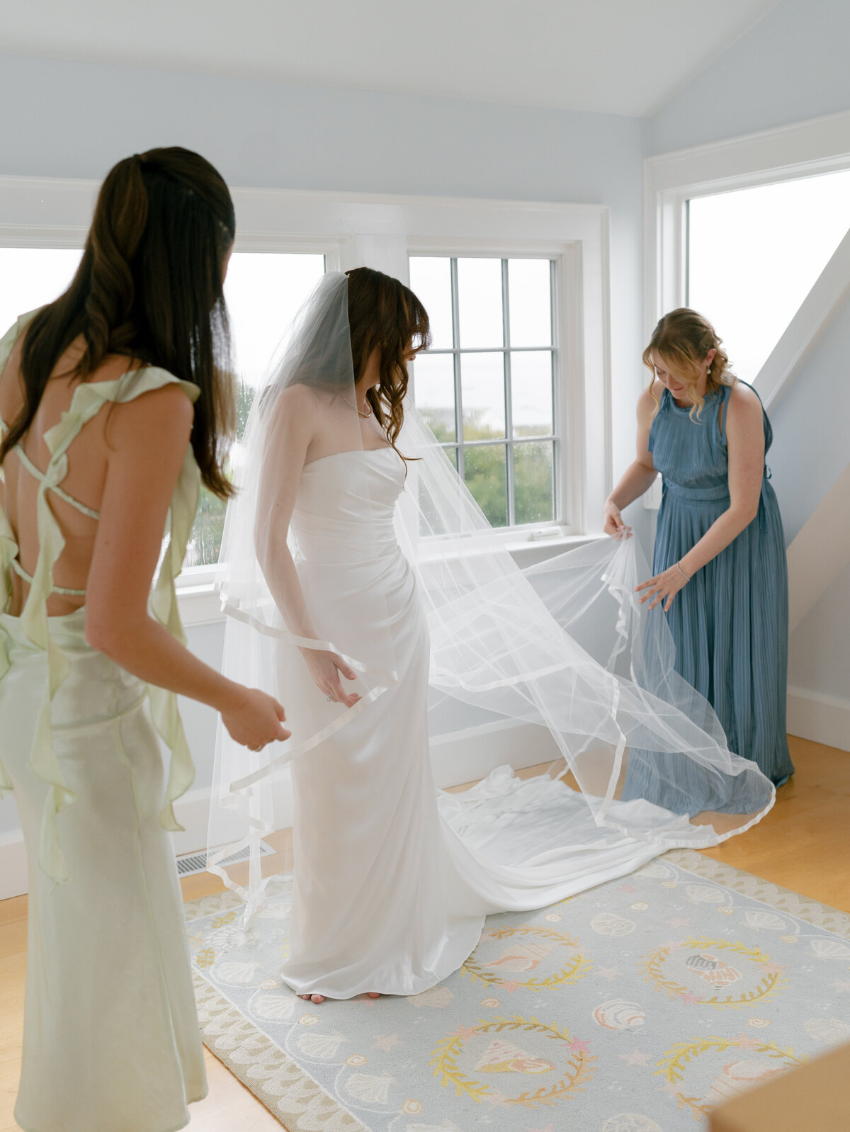 Grace-and-Jared-getting-ready-kristine-herman-photography-98