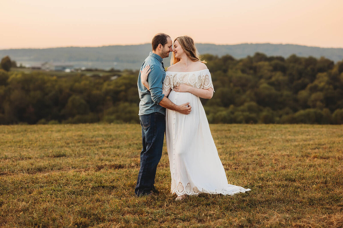 outdoor-maternity-photography-harrisburg-pa-Maternity-15