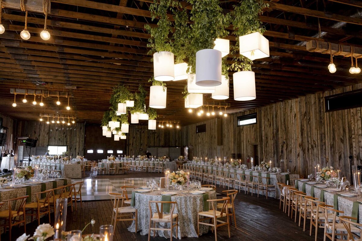 KateEdwardsWeddings_Caroline&Tom_Wedding_Finals-913