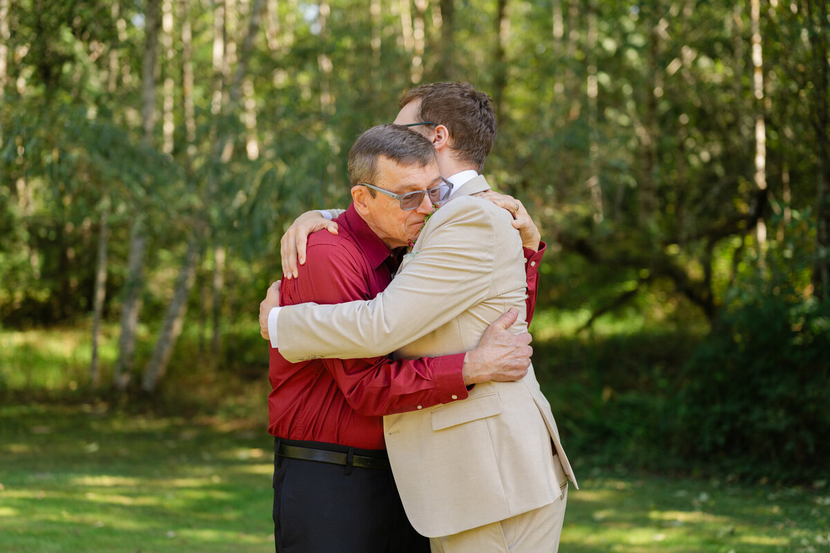 Beau-Lodge-Venue_Bellingham-Wedding-Photographer_Caylie-Mash_MN363