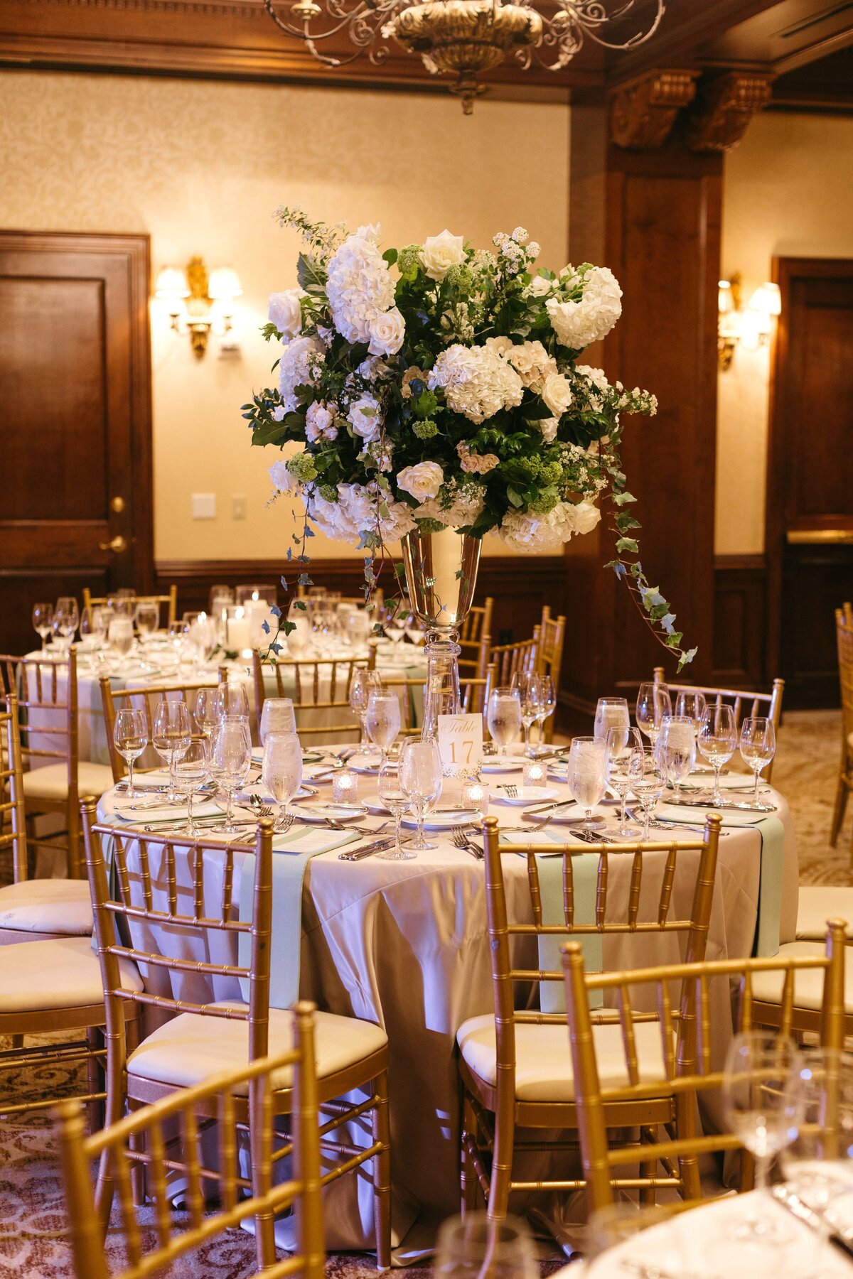 houston wedding planner - Lillie Jane Designs - Houstonian Hotel indoor garden wedding8
