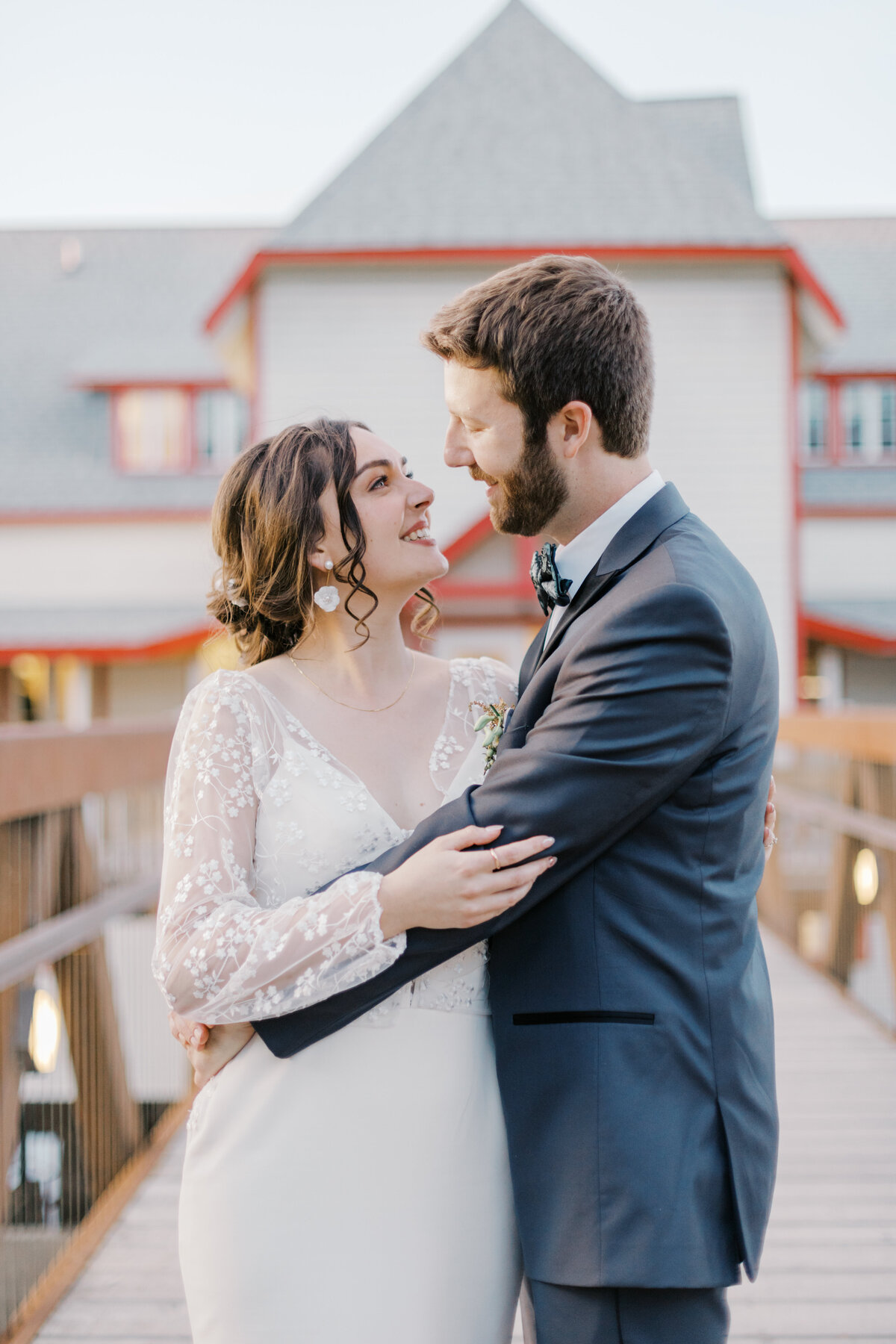 Gabriella & Connor Wedding Sneak Peeks-98