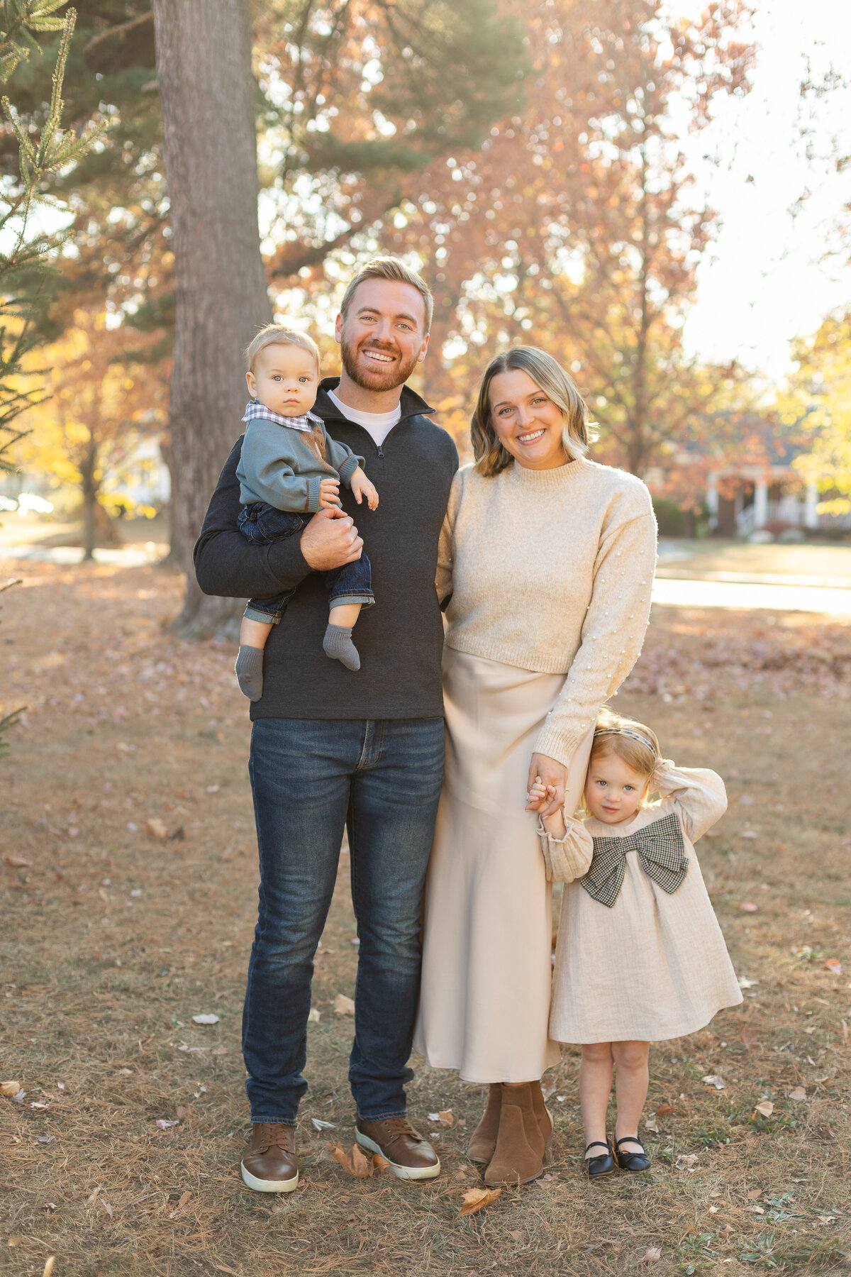 Smyth Family Christmas Mini Miranda Yaniak Photography -1