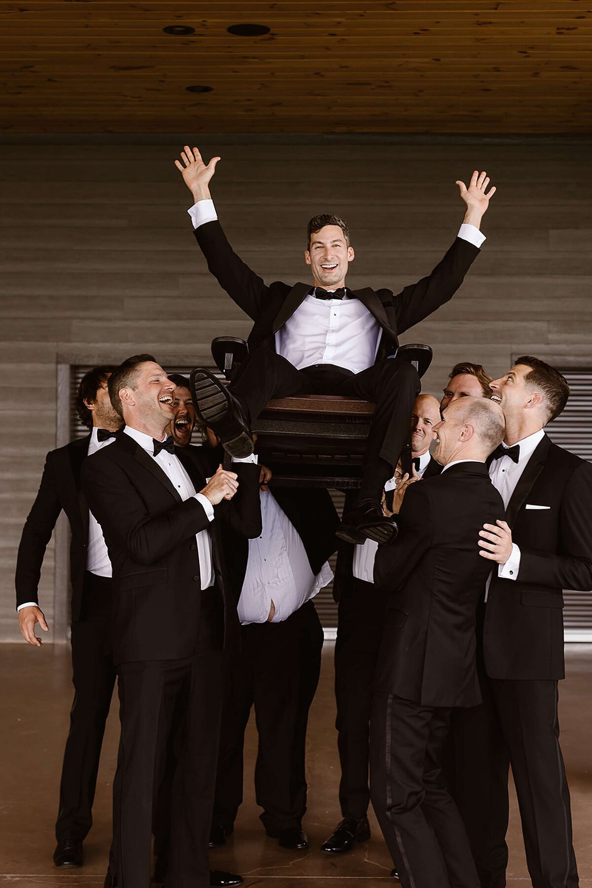 trillium-destination-wedding-venue-tennessee-groomsmen