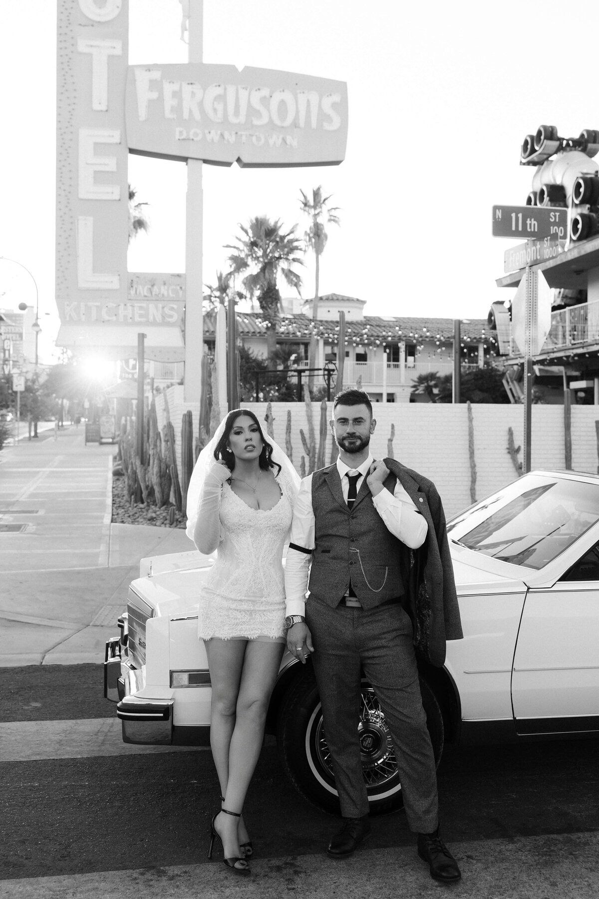 68riskyexposure_aimee-adrian_las-vegas-elopement-photography