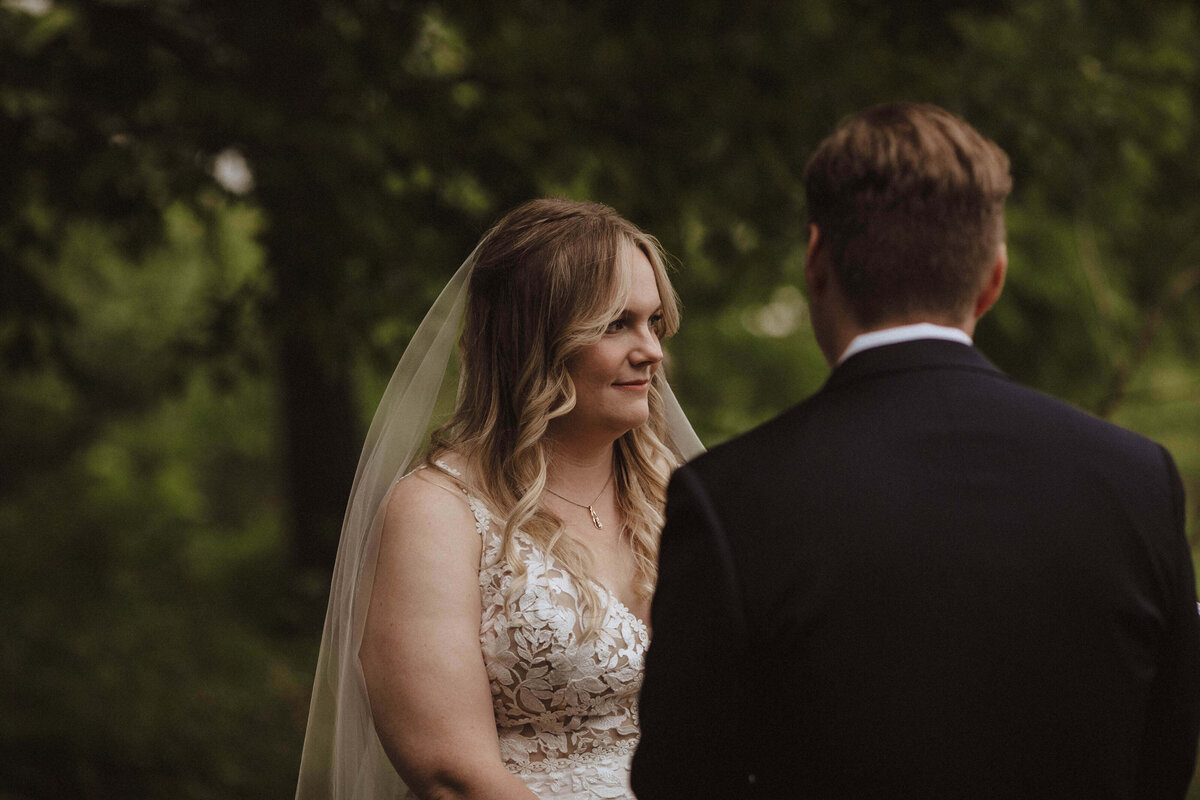 madison-aldo-leopold-outdoor-wedding-nikki-n-photography-213