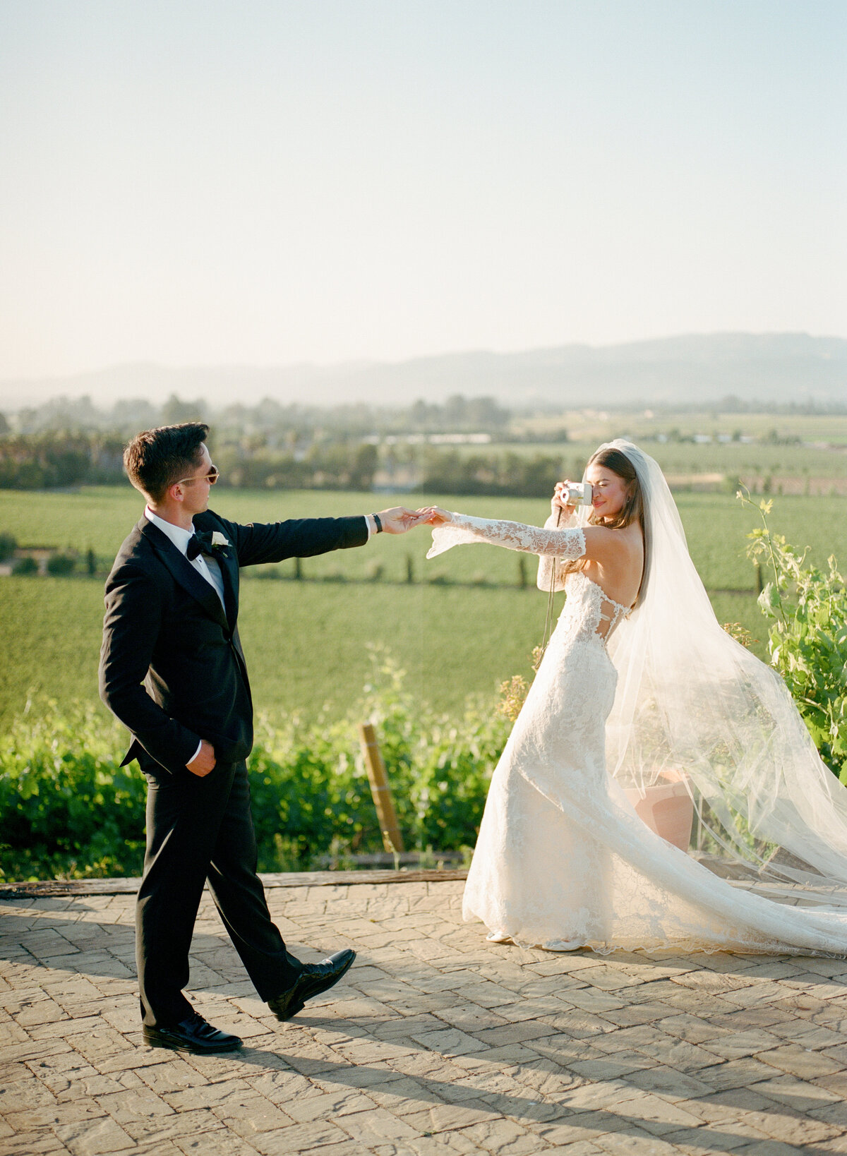 Ashley + John Viansa Sonoma Winery Wedding Cassie Valente Photography 569