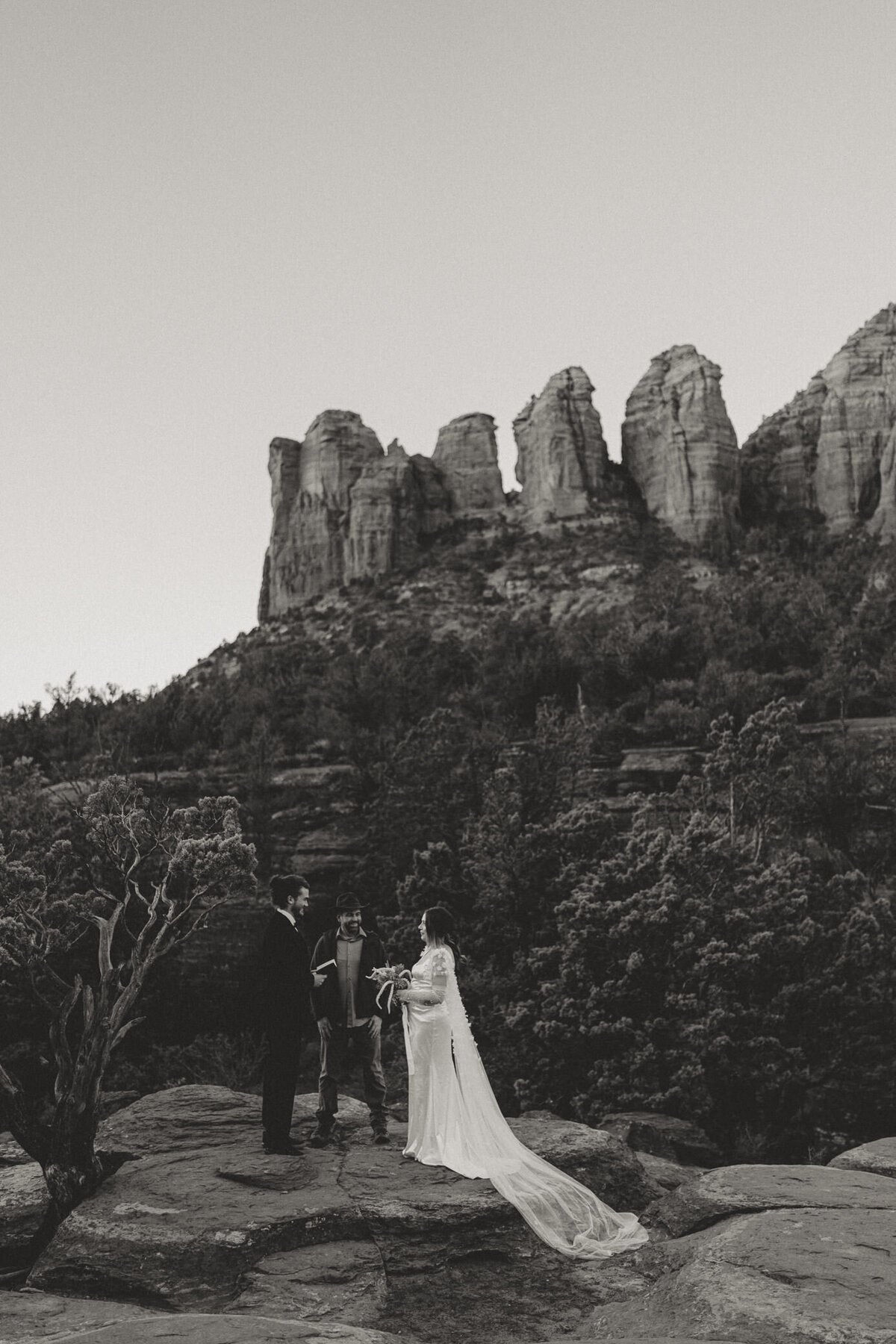 elopement-ceremony-seven-sacred-pools