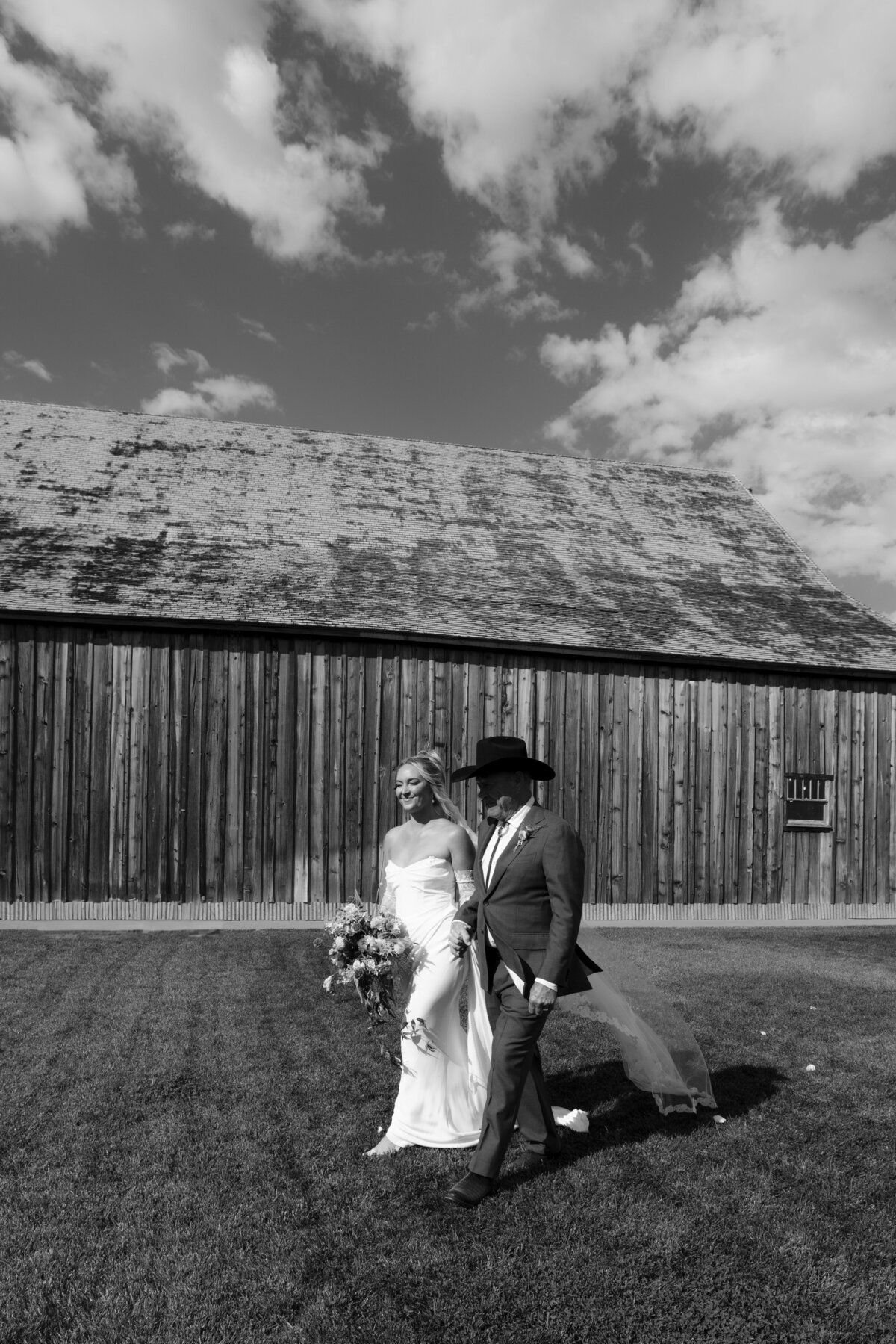 jacqueophoto_Alyssa_Daniel_Sneakpeek-81