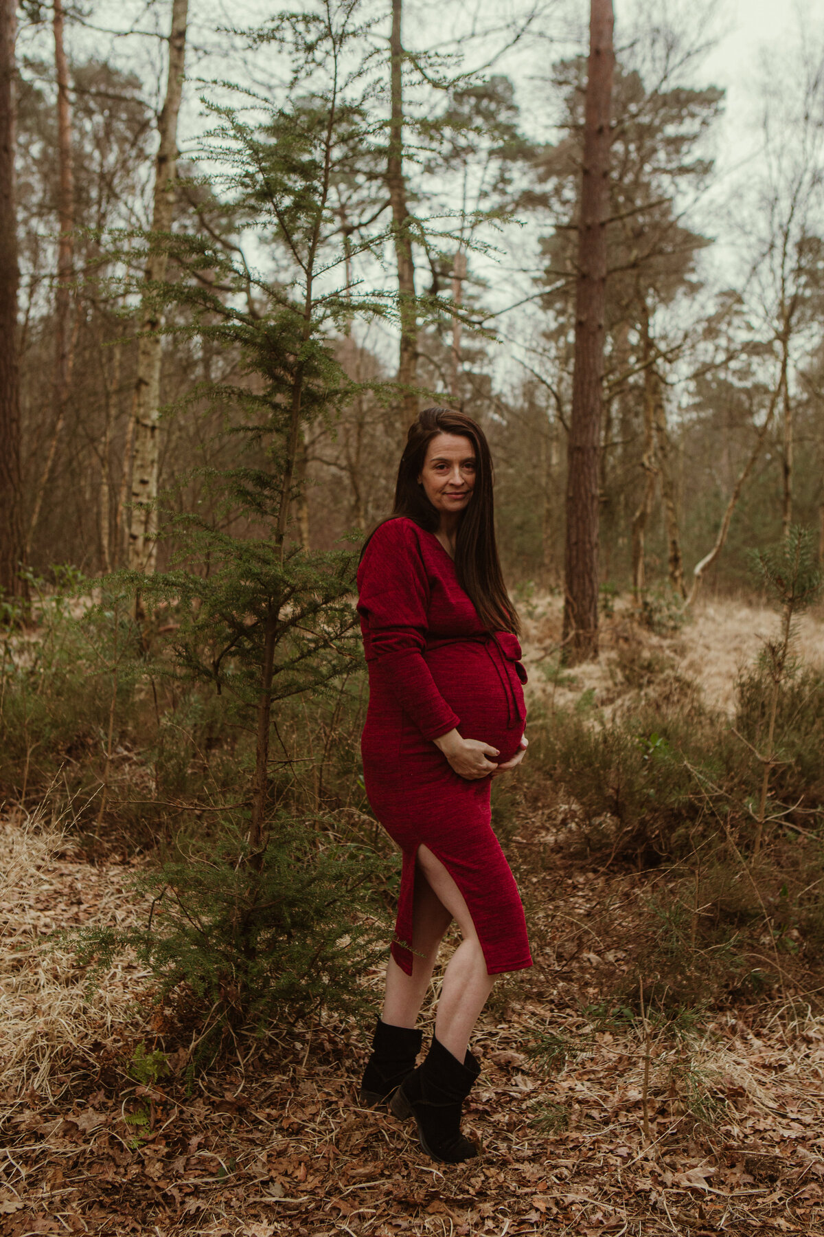 Outdoors maternity shoot Bracknell, Berkshire