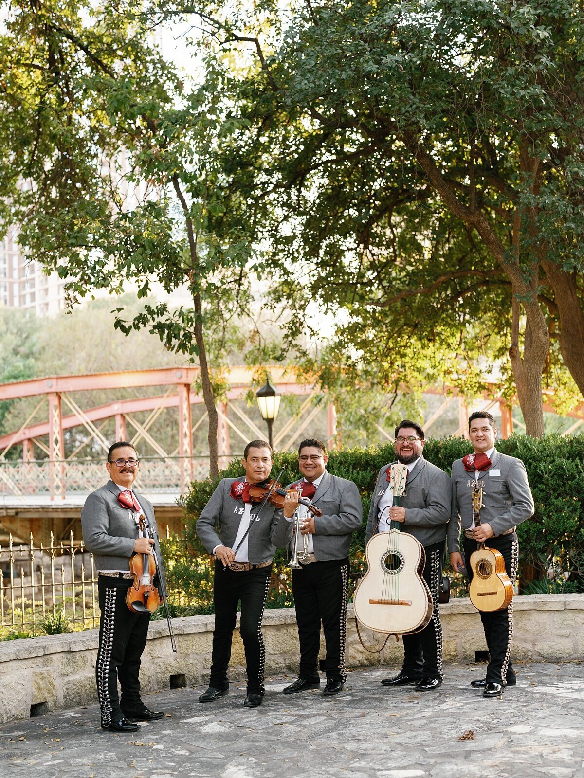Southwes-School-of-Art-Fall-Wedding-Amy-Odom-Photography_0078