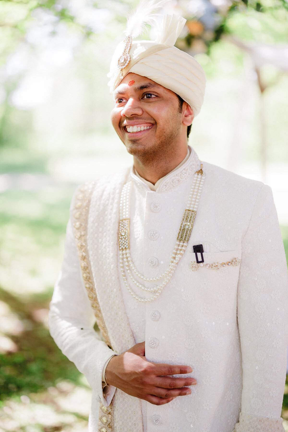 Modern_Chic_Chateau_Valouze_Destination_Wedding_Photographer-114
