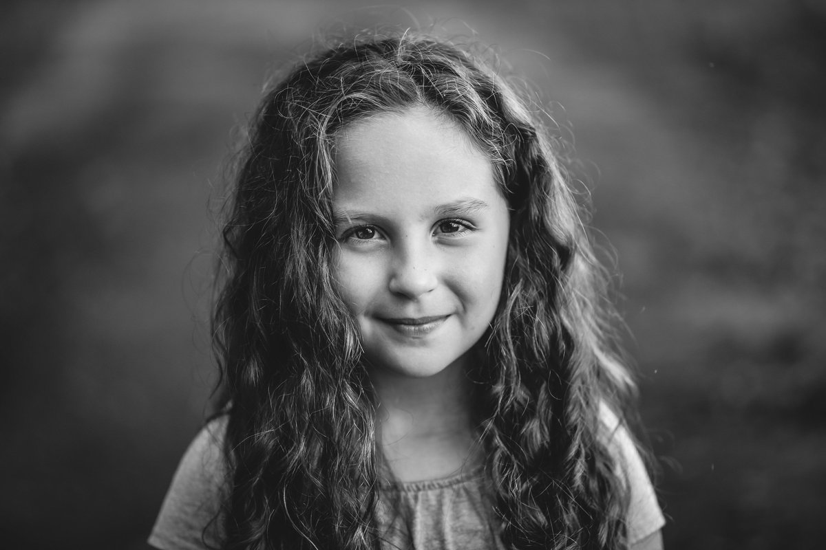 portrait girl child photographer Bend Oregon portrait photographer 1
