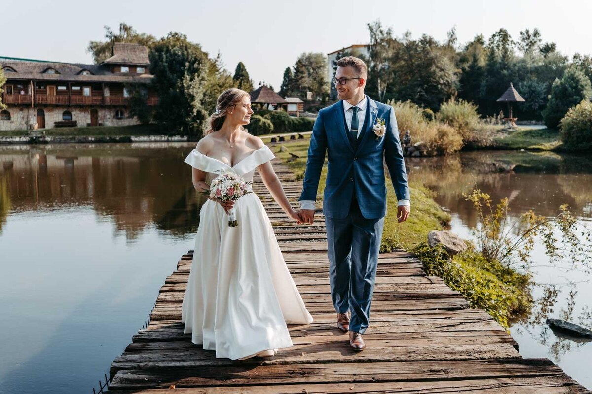 Svatebni_fotografka_Praha_Karolina_Ticha_Resort_Svet_Uzice-114