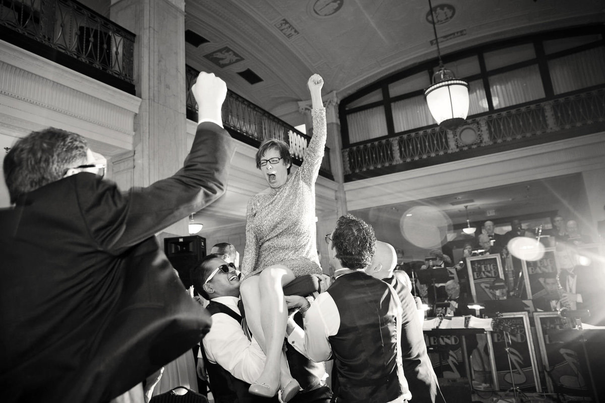 wedding_reception_ideas_dance_party_photos_st._louis_venues_654