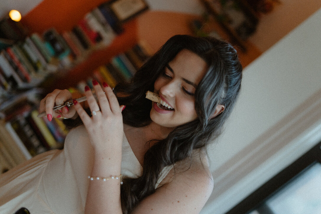 0D8B8CF2-475B-4E3F-8457-9A85E3F1D60E_1_105_c