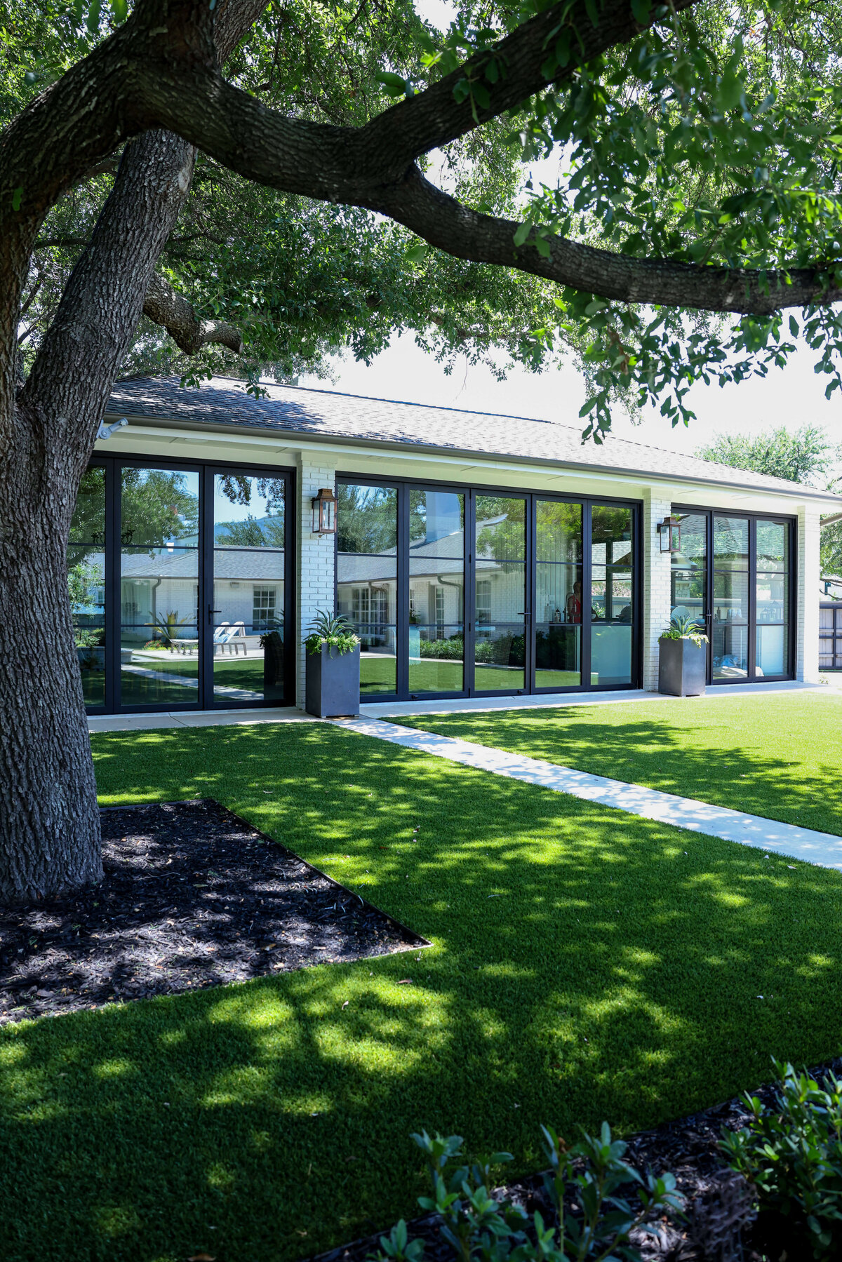 mk-design-modern-dallas-architecture