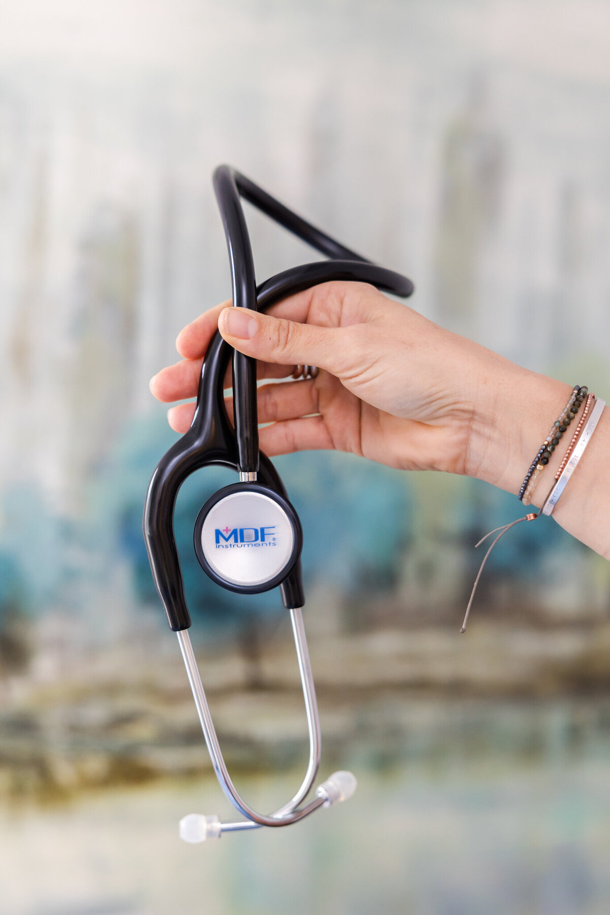 New Roots Healing Center_Sneak Peeks_020_(2048)