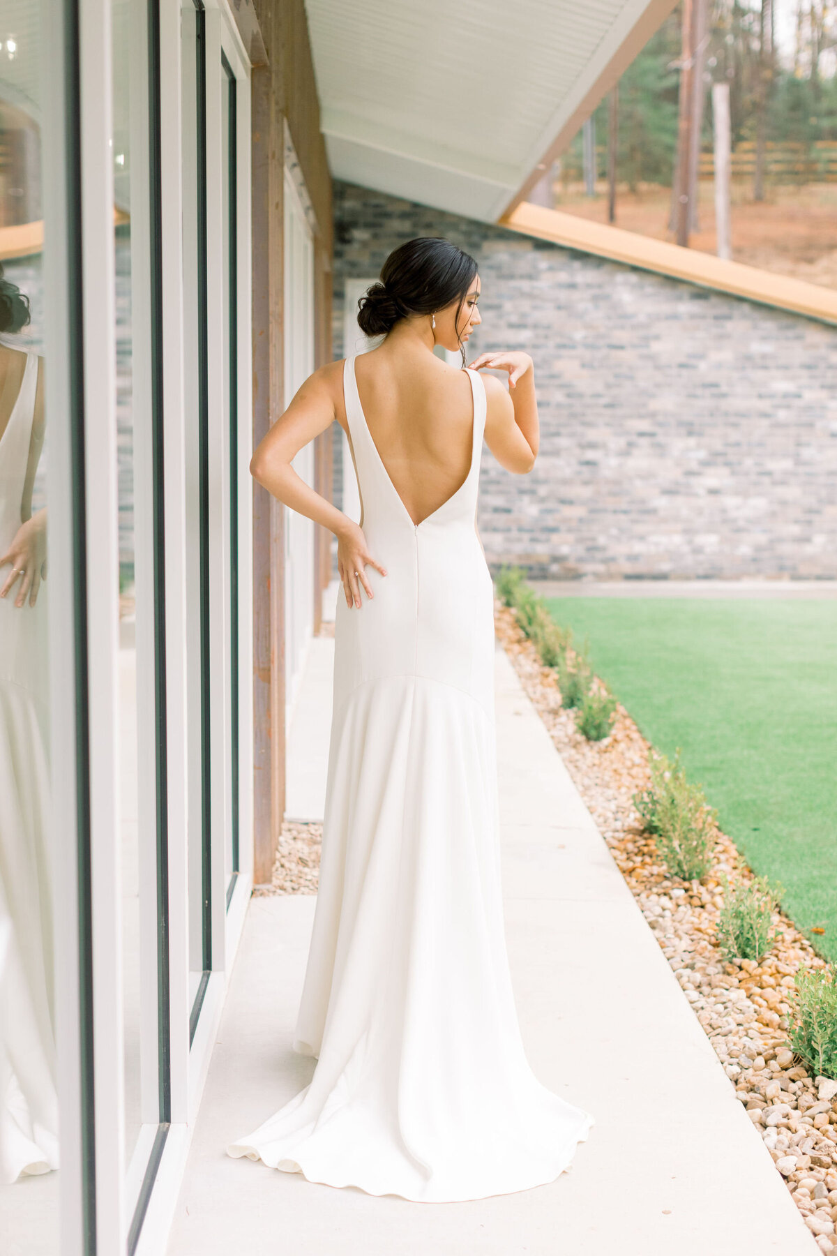 colorful-geometric-bridal-forever5-houston-styled-shoot-6