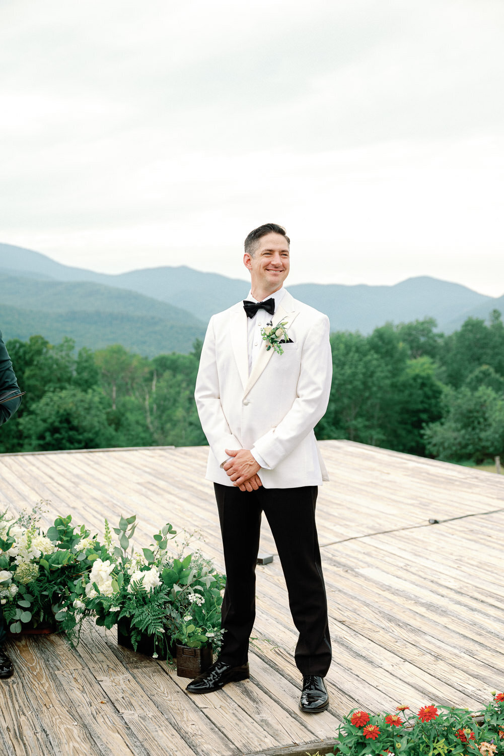 Stowe-Vermont-Wedding-Trapp-Family Lodge-coryn-kiefer-photography-23