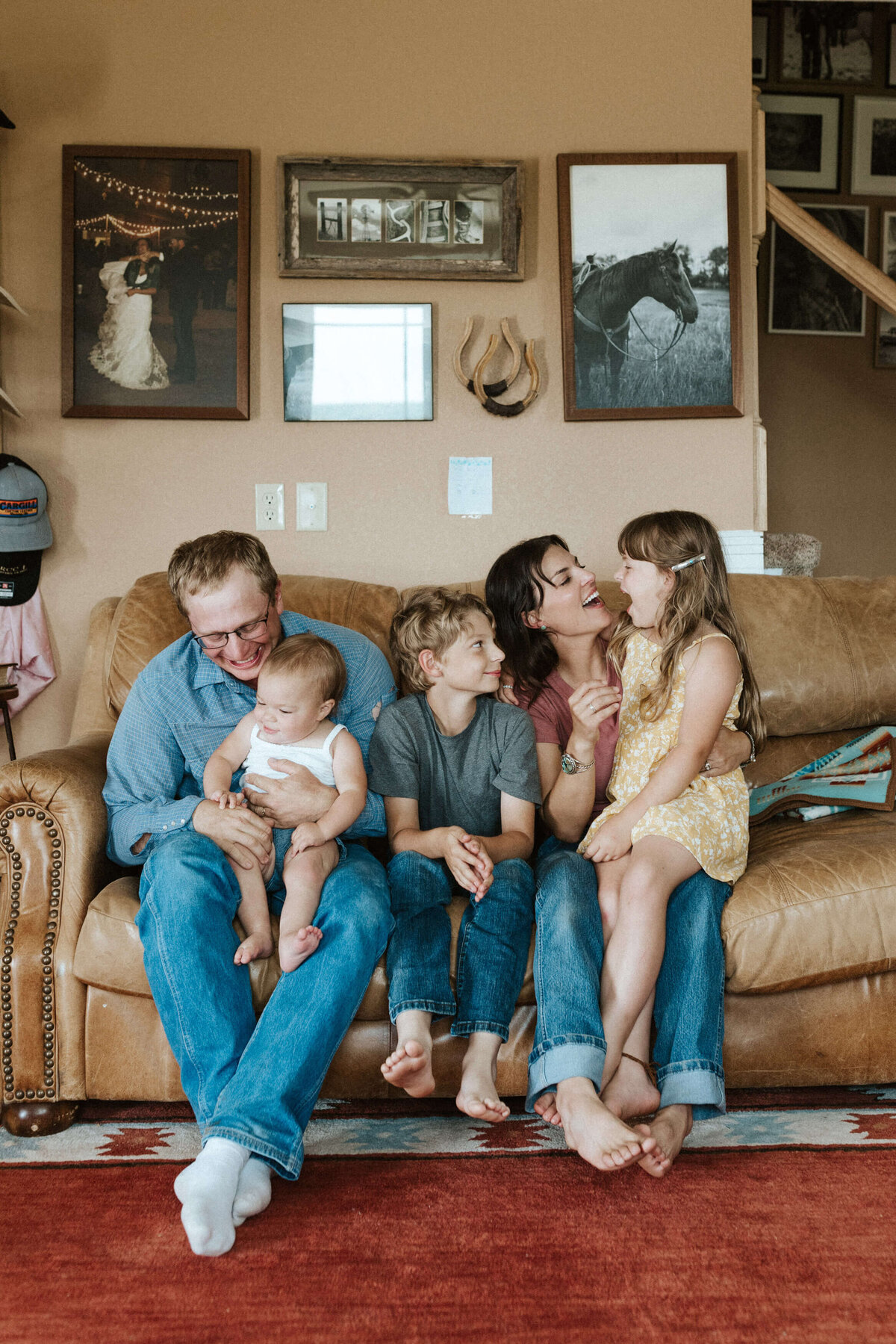 flint-hills-kansas-ranch-family-session-8