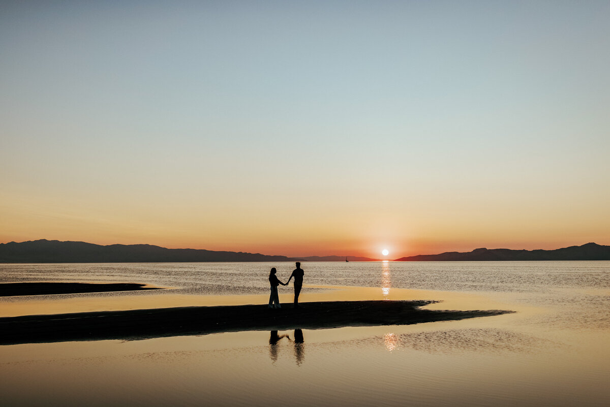 35-engagement-photo-bride-groom-orlando-wedding-photographer-28-north-9