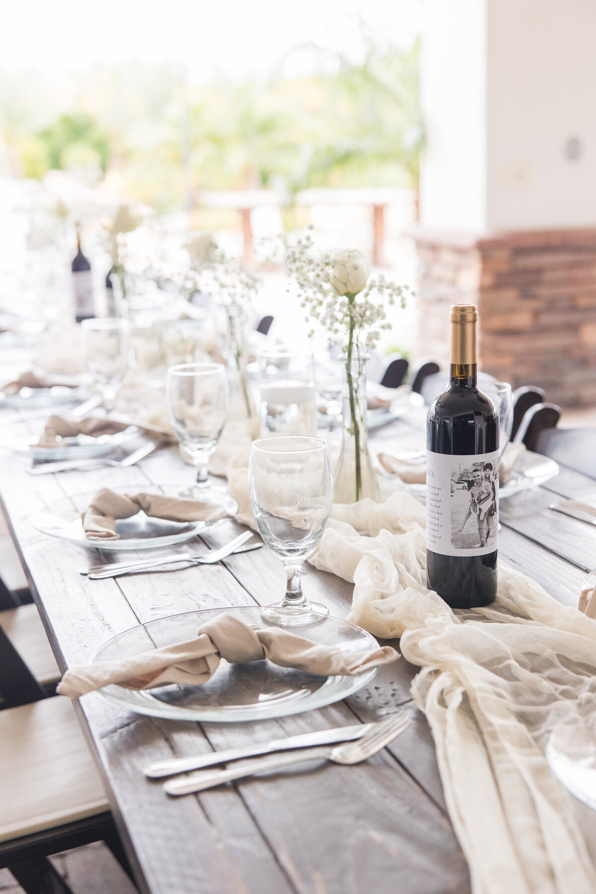 The Estate at Via Las Palmas Palm Springs Light and airy spring wedding southern california wedding venue luxury photography-120