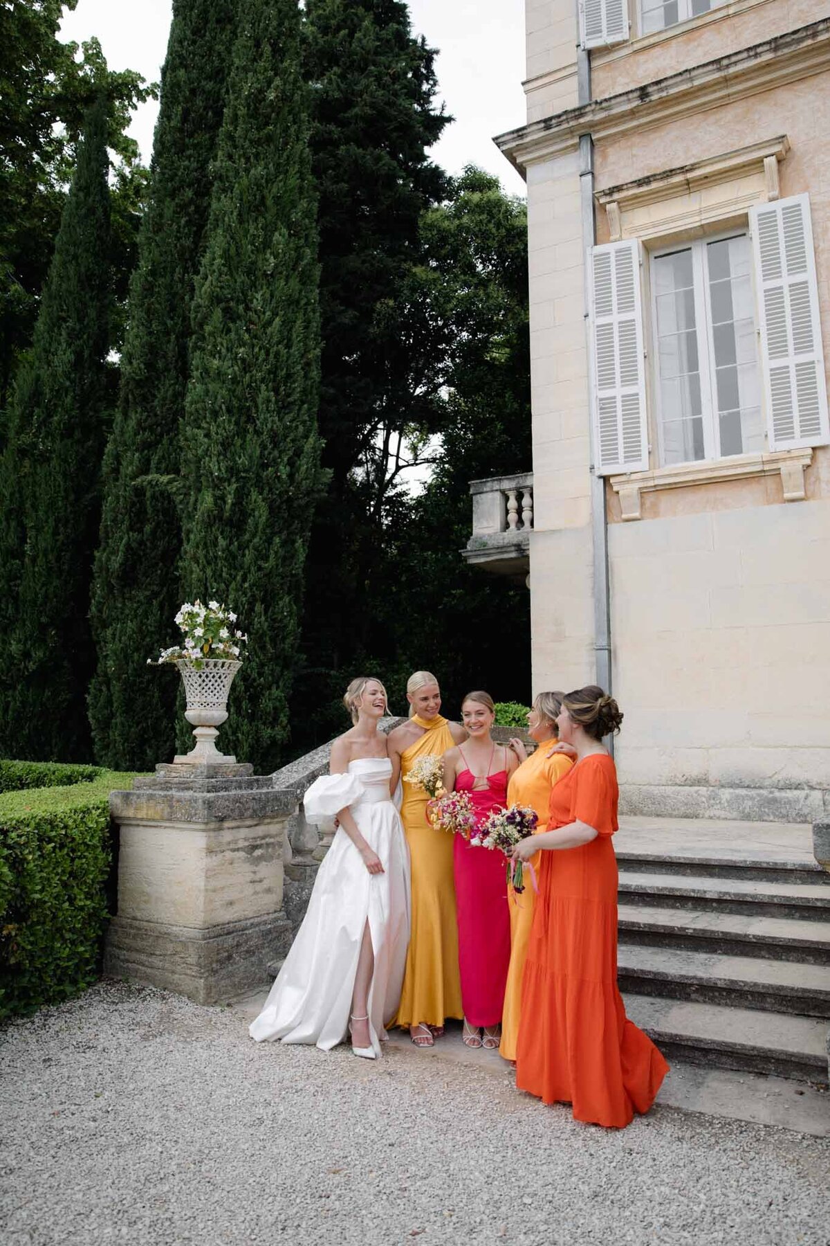 Chateau-de-Martinay-Despinoy-Wedding-bride-bridesmaid-colorful-dressjpg