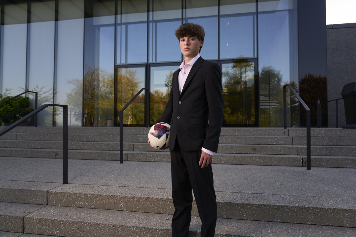 St. Louis senior photographer. senior guy soccer photos. Blanca Parciak Photography _58 (29)