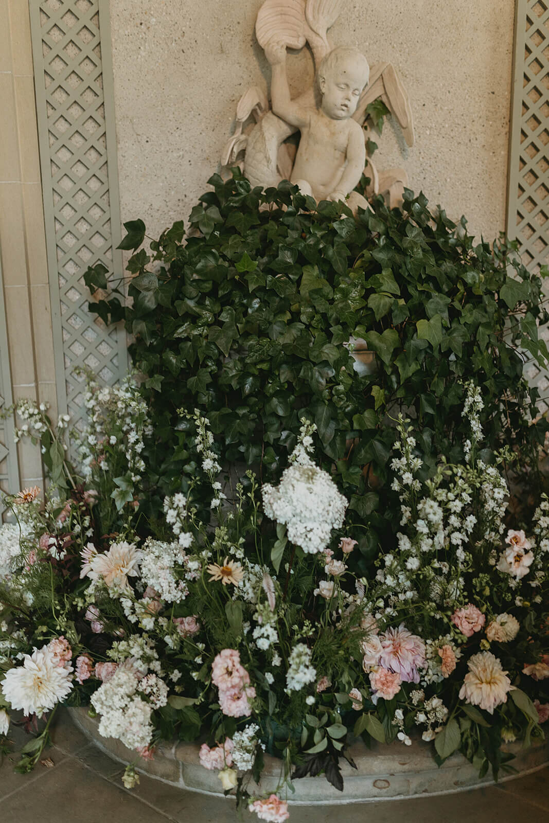 glen-manor-house-summer-wedding-florals-64