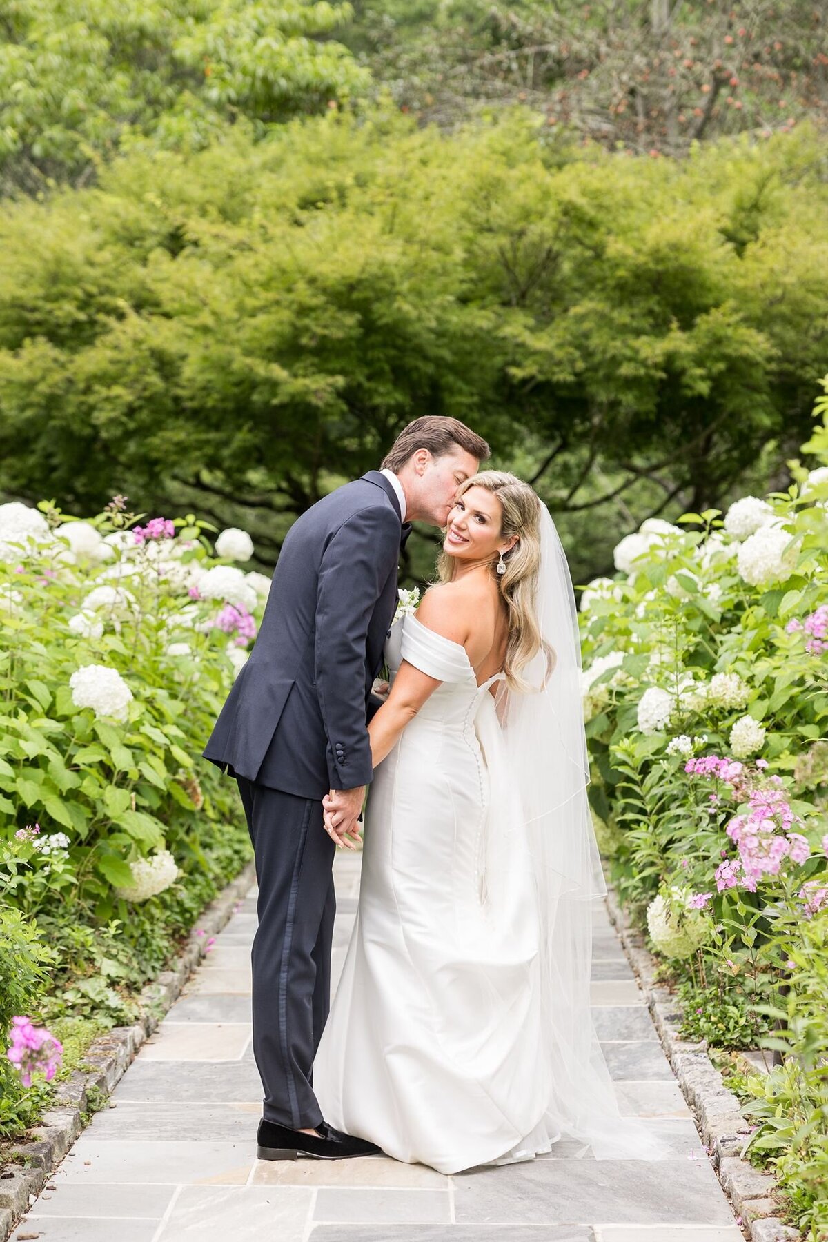 Wedding-at-Farm-at-Old-Edwards-Highlands-North-Carolina-0386