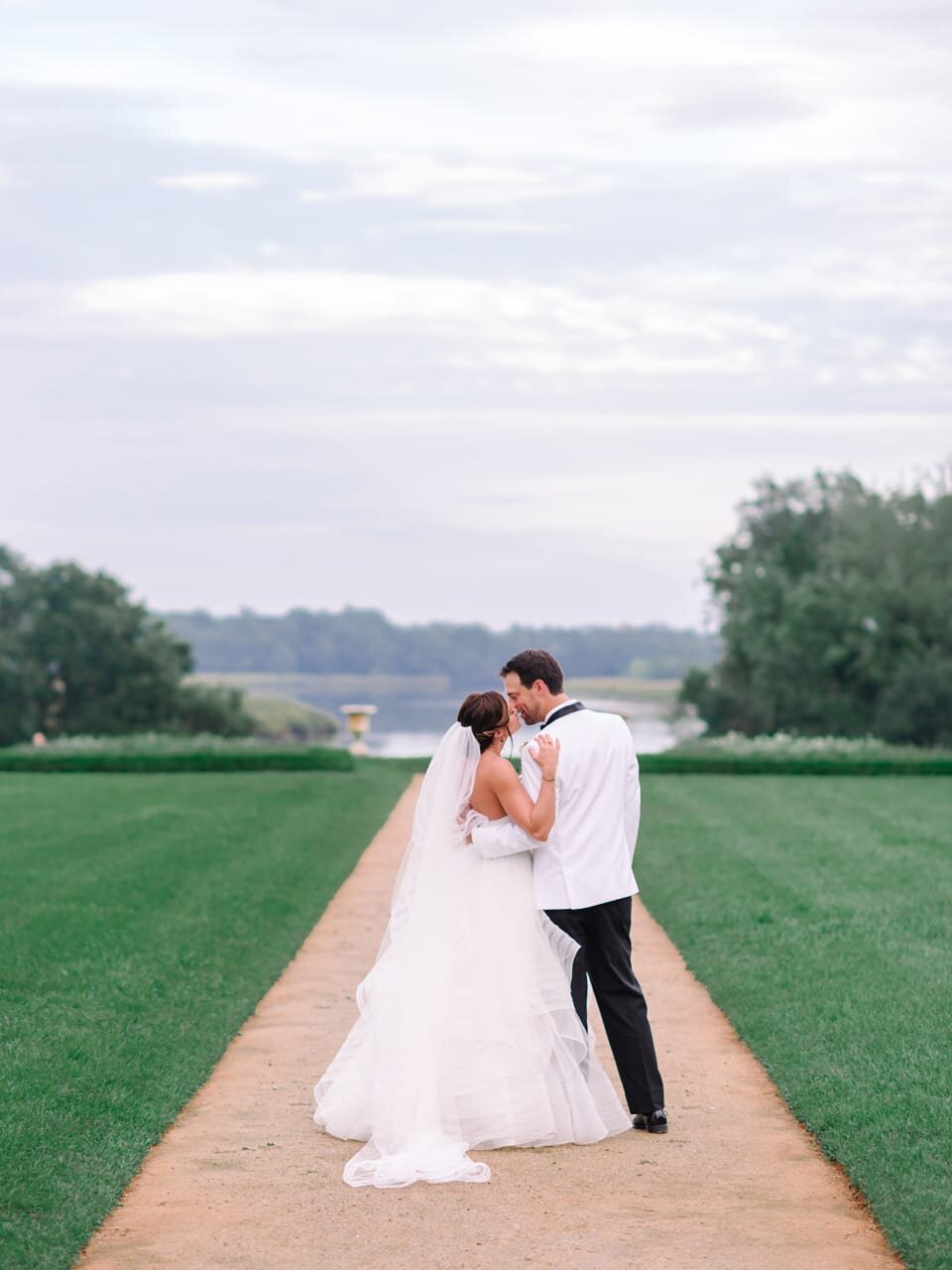 Charleston Wedding Photos - Top Charleston Wedding Photographer