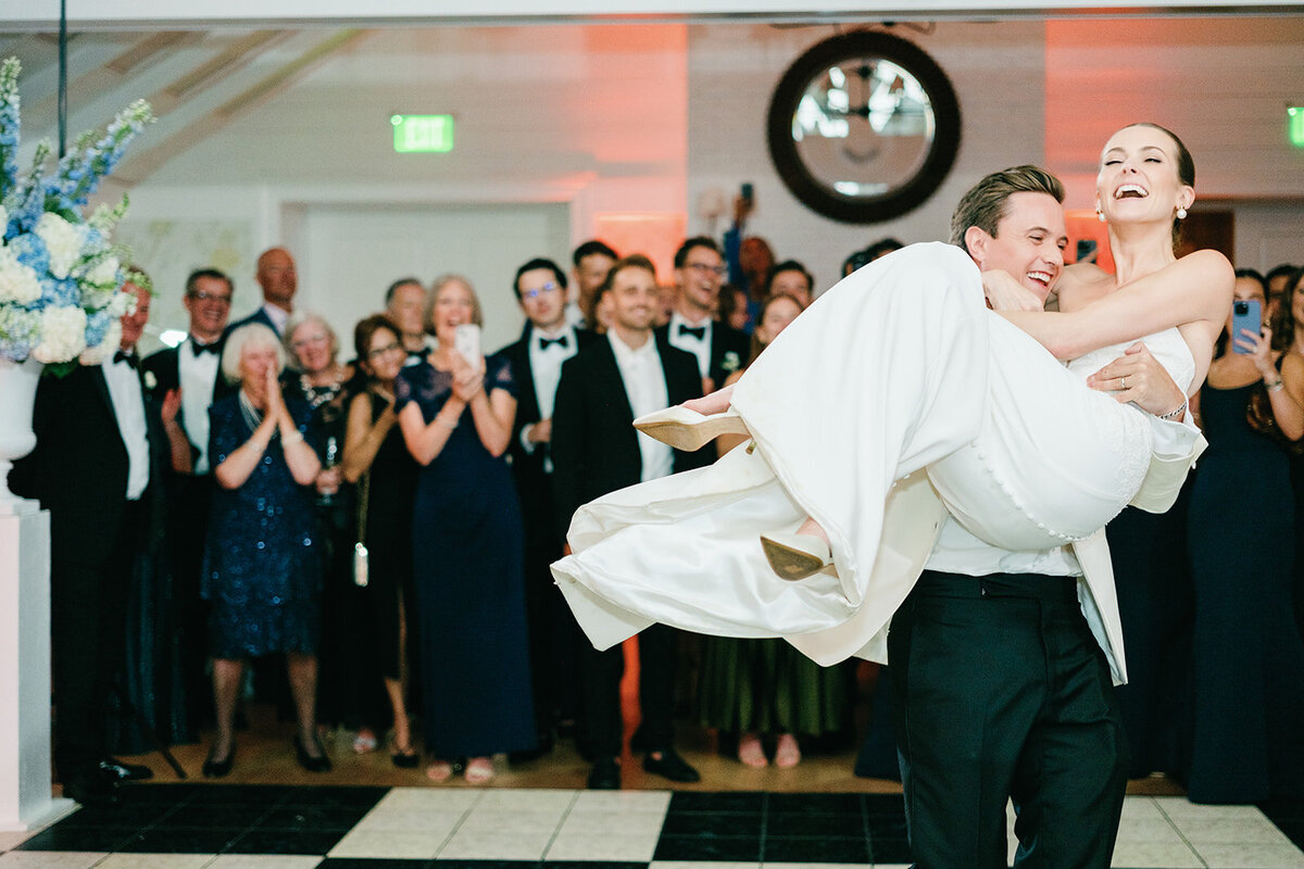 Louise & James Wedding Day Sneak Peek | Bedford Golf & Tennis Club | The Reeses-295_websize