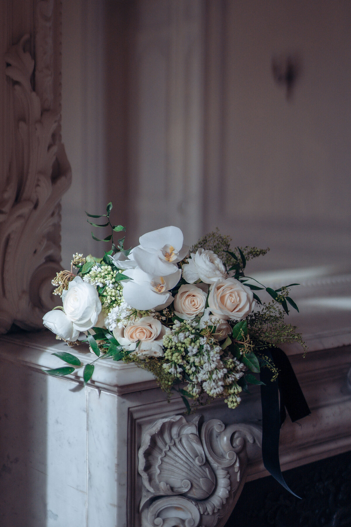 121-Chateau-de-Santeny-Paris-France-Inspiration-Love-Story Elopement-Cinematic-Romance-Destination-Wedding-Editorial-Luxury-Fine-Art-Lisa-Vigliotta-Photography