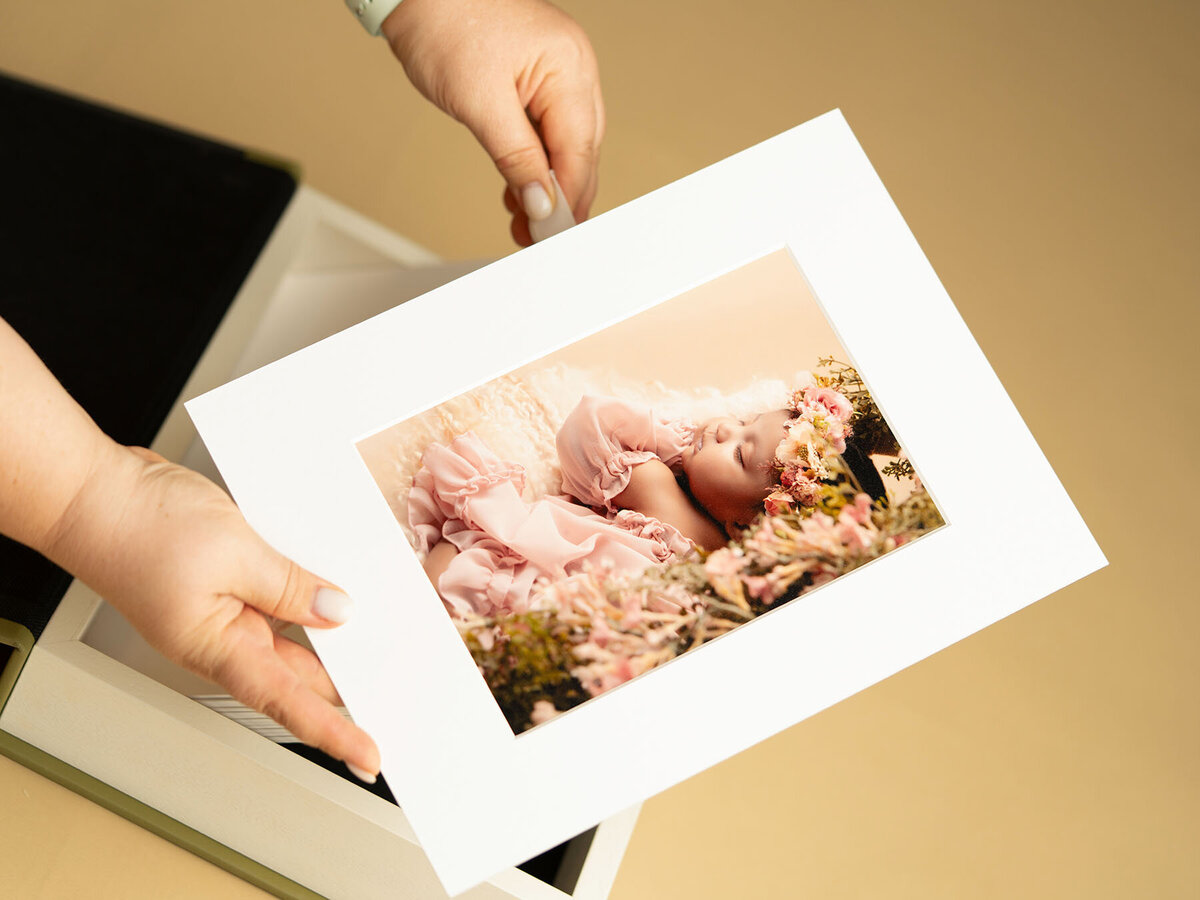 orlando-fl-maternity-milstone-newborn-photography-steinart-studio-luxury-wall-art