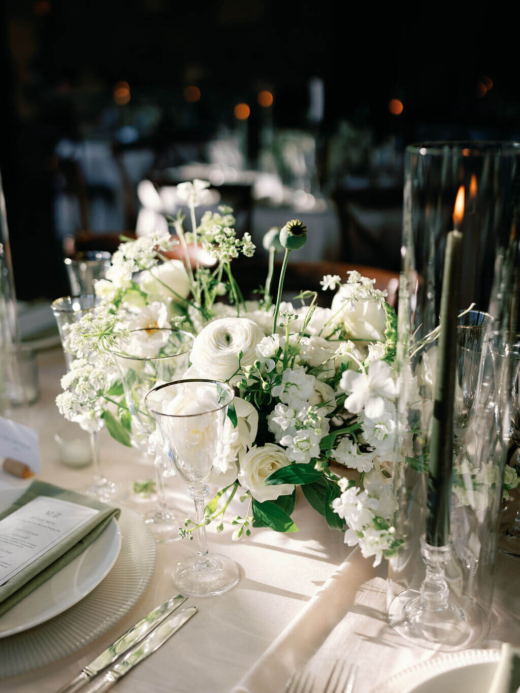 megan-zachary-wedding-reception-florals-springvale-1