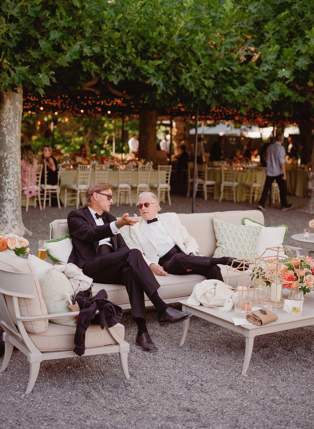 meg-smith-napa-wedding-beaulieuu-garden00139
