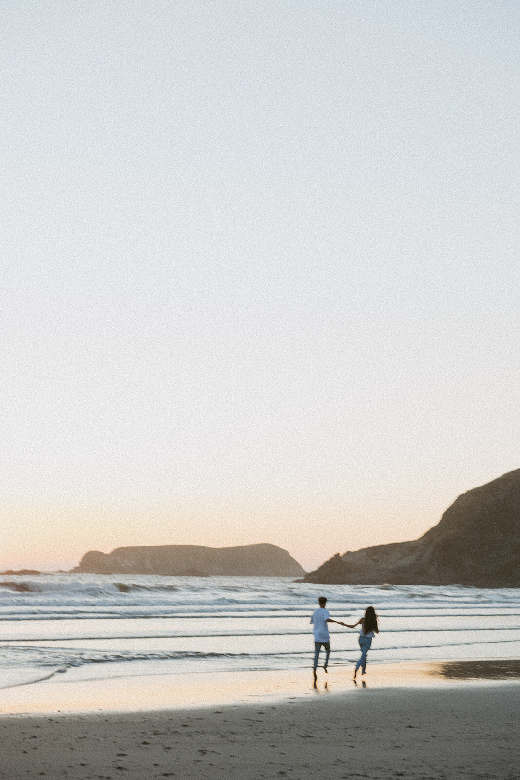 tanya-davids-photo-film-redwoods-california-oregon-coast-documentary-candid-destination-washington-idaho-utah-canada-elopement-wedding-couples-photographer-30