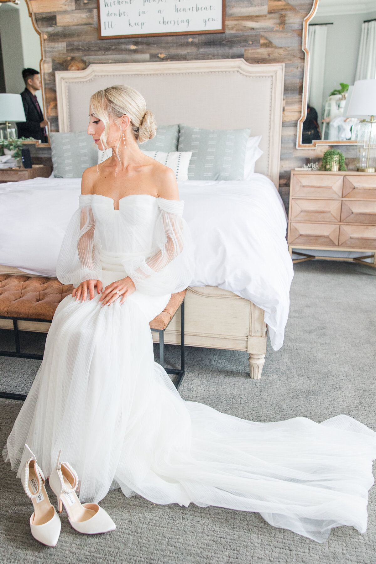 The Estate at Via Las Palmas Palm Springs Light and airy spring wedding southern california wedding venue luxury photography-47