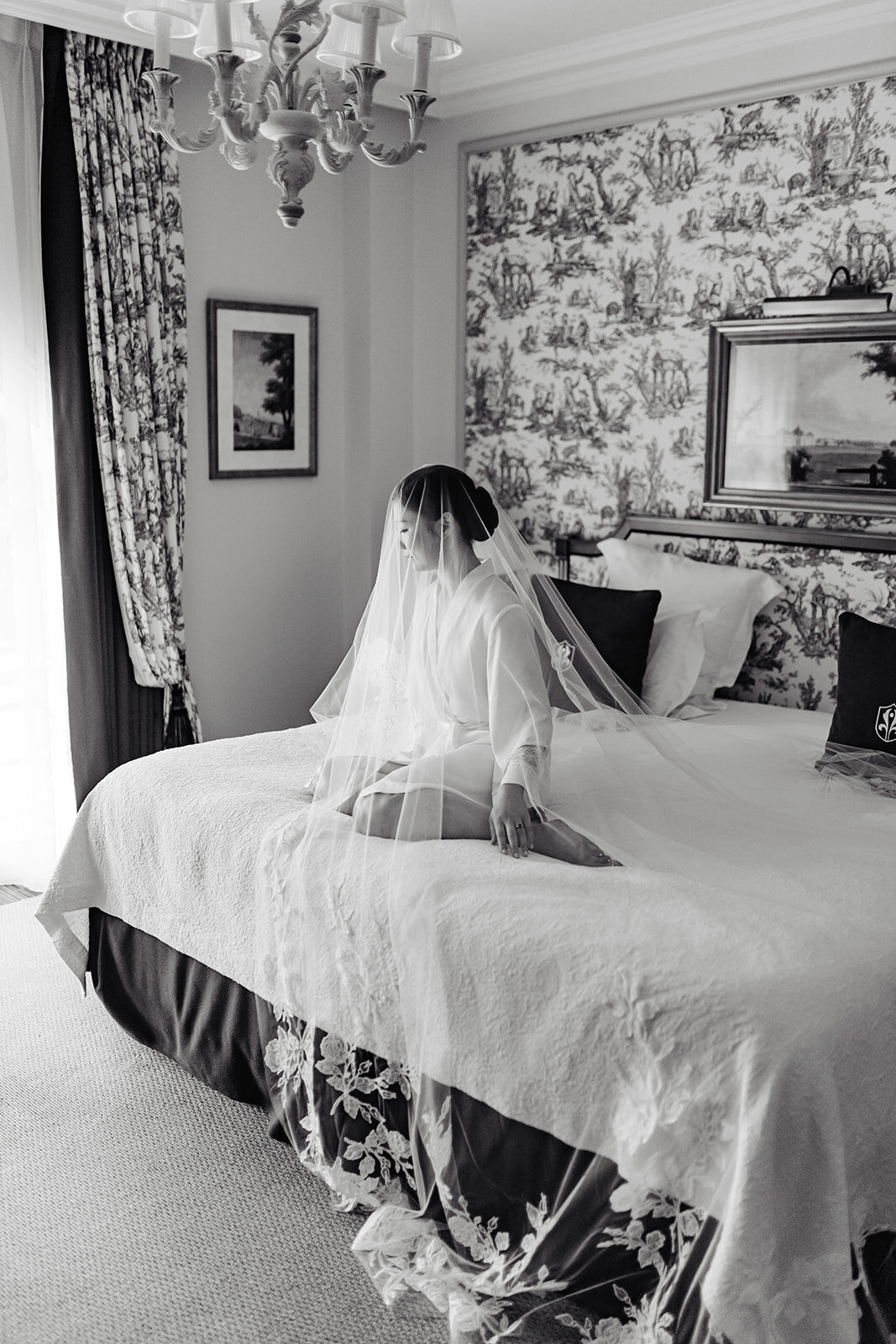 MorganeBallPhotography-Wedding-ZoeEdward-01-Chantilly-GettingReadyZoe-92-0421