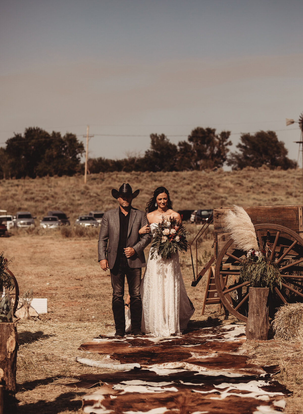 rustic-ranch-wedding-Native-Roaming-Photography-55