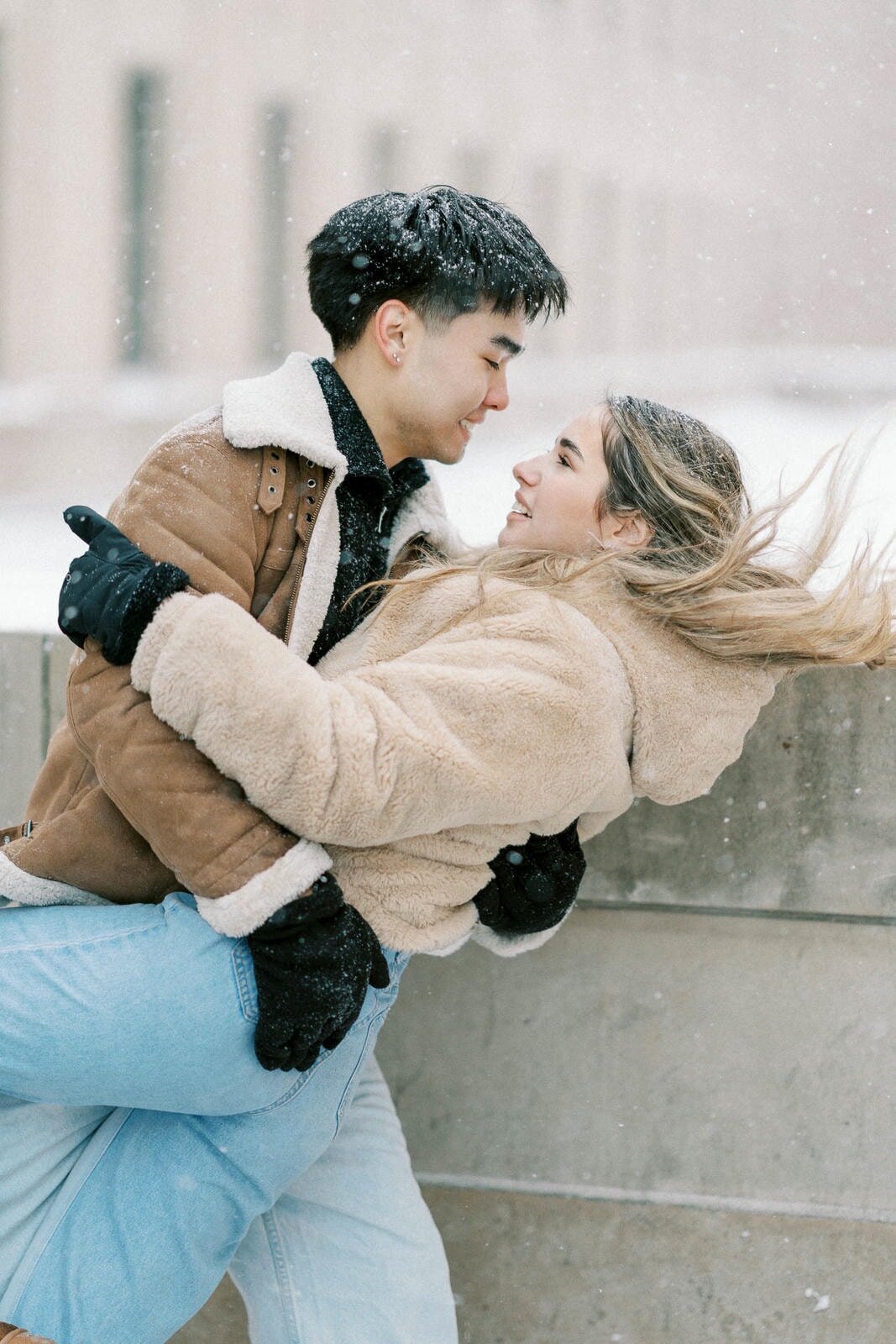 E10-Winter-snowy-engagement-photoshoot-in-Toronto-Zhan-and-Tina-2025-02-16-2500px-1038
