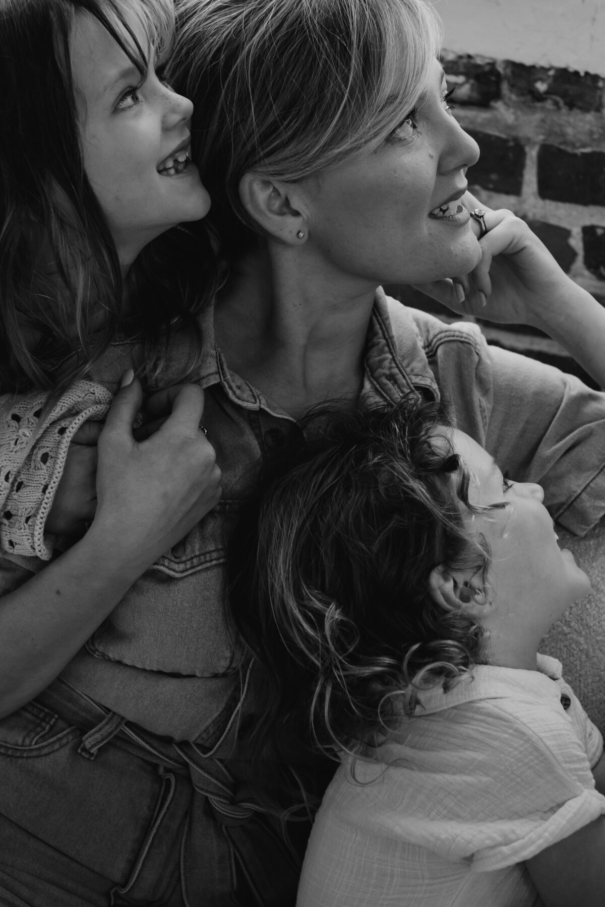 Katherine-Beth-Photography-san-diego-family-photographer-san-diego-family-black-and-white-portraits-studio-casually-studio-san-diego-mama-and-me-minis-9