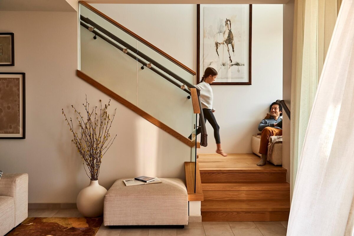 BSK_Accommodations_Sky-Lodge_Signature-Suite_Lifestyle_2021_15