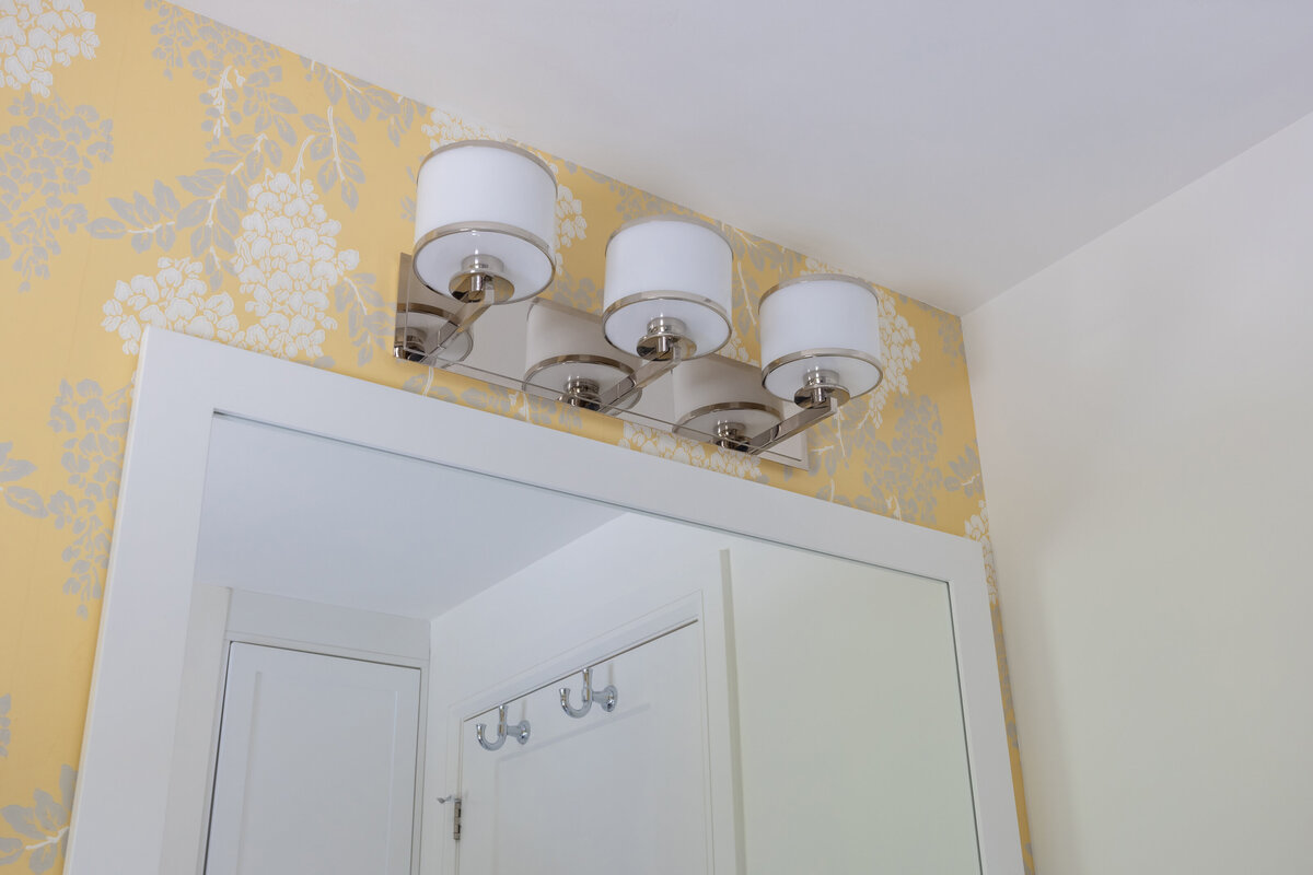 KatCo_Interiors-LakeHouse-InLaw_Bath-11